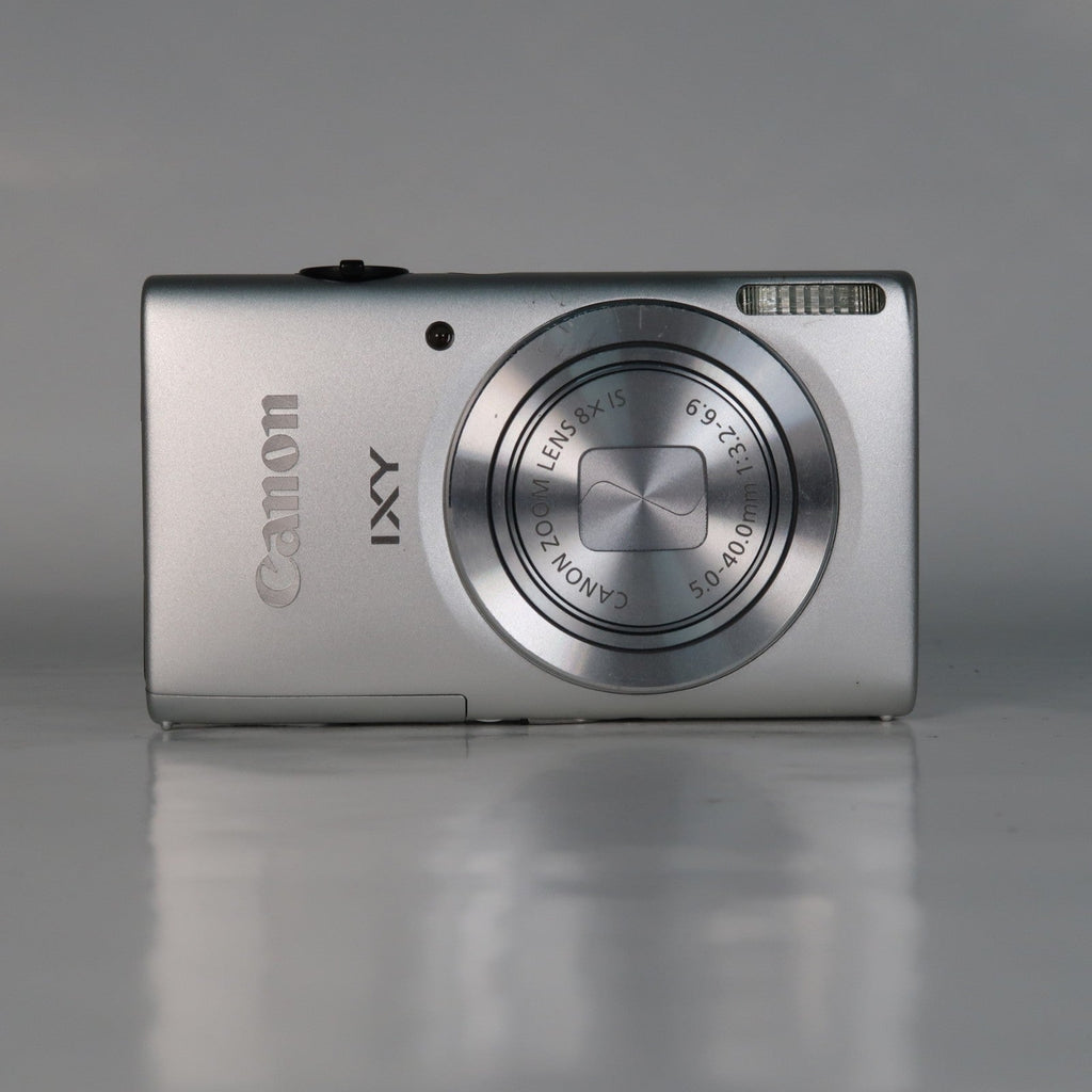 Canon IXUS 105 / SD1300 IS + Nikon Coolpix S3600 + Canon IXUS 115 + Canon IXY 110F – Camera Bundle